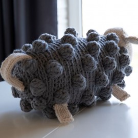 Pagalvėlė Maža pilka avytė