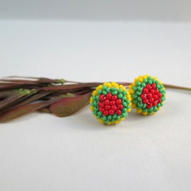 GERVUOGĖLĖS. Trispalviai tautiniai apvalūs auskarai 