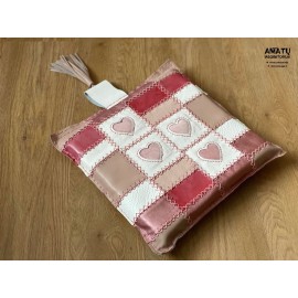 Patogi odinė pagalvėlė