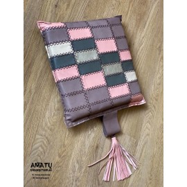 Patogi odinė pagalvėlė