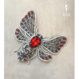 Sagė “ Ledo drugys”,  yra trys spalvos