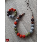 Karoliai ir apyrankė