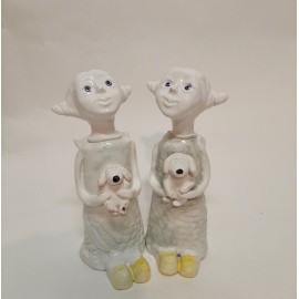 Angelas su šuniuku Angelas su šuniuku