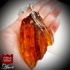 Sidabrinis pakabutis su Baltijos gintaru - 3009