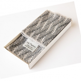   4B  Dovanos mamai idėja - originalus aksesuaras - megztos merino vilnos riešinės -karoliukai hematito spalvos