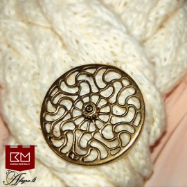 Apskrita kiauraraštė I-IV a. segė - 900