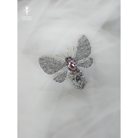 Sagė “ Ledo drugys”,  yra trys spalvos