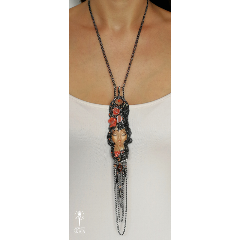 Ilgas kaklo papuošalas “ Saulės mergaitė”