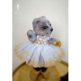 11 cm aukščio nerta vienetinė meškutė  ”Adelaidė”