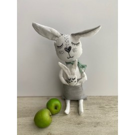 Zuikienė su zuikiuku Zuikienė su zuikiuku