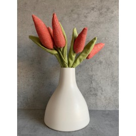 Lininių tulpių puokštė Lininių tulpių puokštė