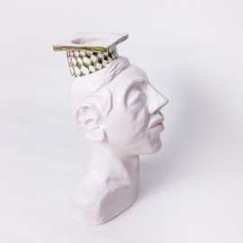 Keramikinė skulptūra - vaza gėlėms Keramikinė skulptūra - vaza gėlėms