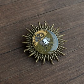 Steampunk stiliaus segė su laikrodžių detalėmis