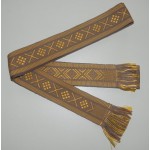 Austa juosta prie tautinių rūbų