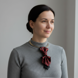 Kaklaraištis peteliškė varlytė žiogas moterims „BURGUNDIŠKAS DEIMANTAS II“