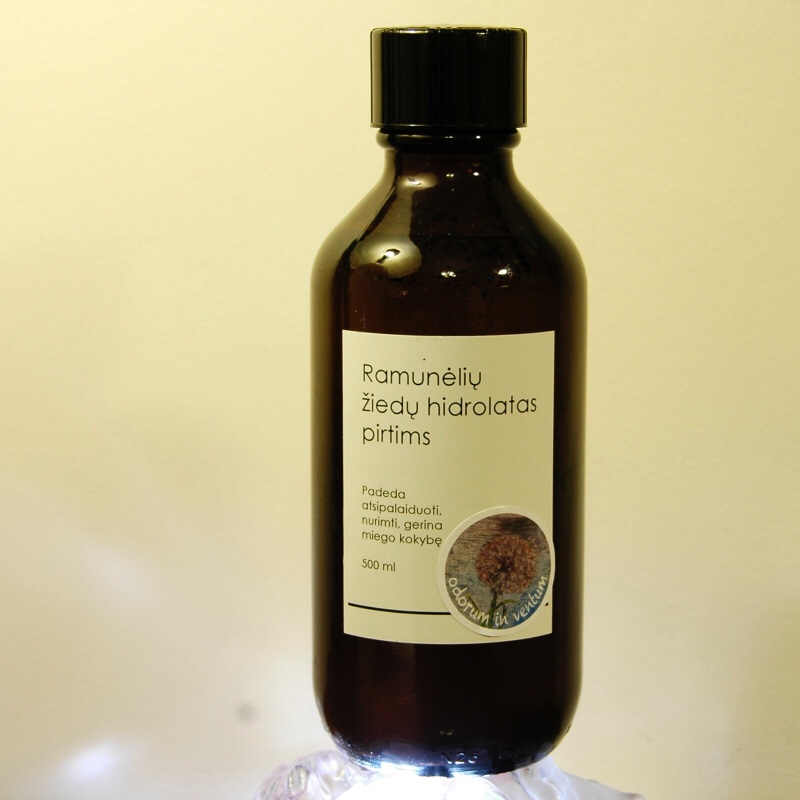 Ramunėlių žiedų hidrolatas pirtims - 500 ml Ramunėlių žiedų hidrolatas pirtims - 500 ml