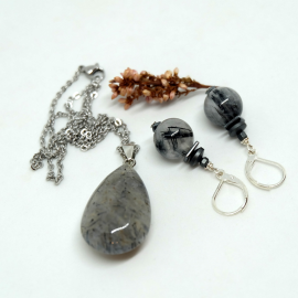 Turmalino kvarco komplektas - pakabukas ir auskarai
