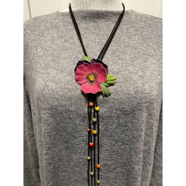 Kaklo papuošalas "Našlaitė" iš natūralios odos