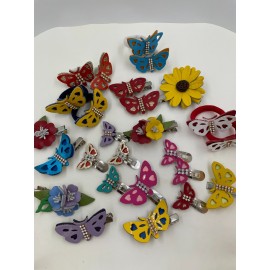 "Drugeliai" Plaukų segtukai ir gumytės į plaukus iš natūralios odos (6 vnt.) "Drugeliai" Plaukų segtukai ir gumytės į plaukus iš natūralios odos (6 vnt.)