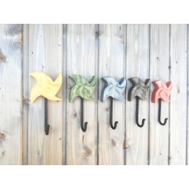 Kabliukas rūbams ar raktams Malūnėlis