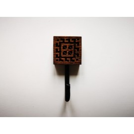 Ąžuolinis Etno stiliaus rūbų kabliukas, mažas, 3 vnt.