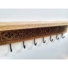 Ąžuolinė sieninė rūbu kabykla su lentyna „Etno“ 