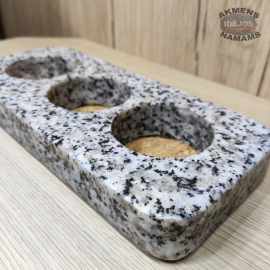 Akmeninis prieskonių laikiklis. Šviesus granitas