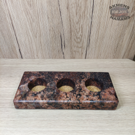 Akmeninis prieskonių laikiklis. Iš rudo granito