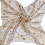 Augalais dažyta šilko skarelė 