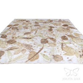 Augalais dažyta šilko skarelė 