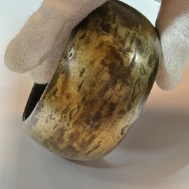 Žalvario apyrankė su juoda patina