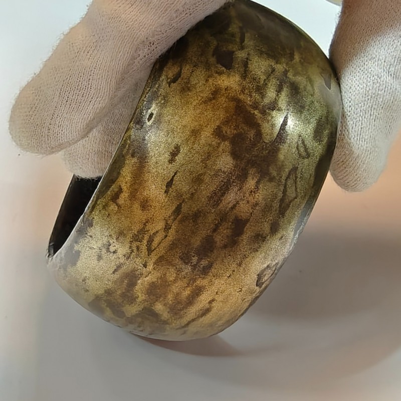 Žalvario apyrankė su juoda patina