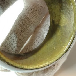 Žalvarinė apyrankė su patina