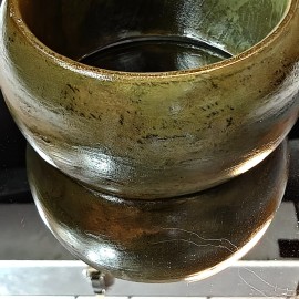 Žalvarinė apyrankė su patina