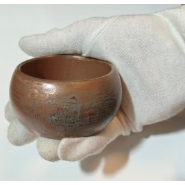 Varinė apyrankė su mėlyna patina