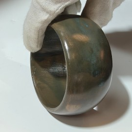 Bronzinė apyrankė su mėlyna - verdigris patina