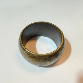 Žalvario apyrankė su juoda patina