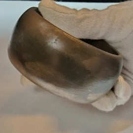 Bronzinė apyrankė su mėlyna - verdigris patina