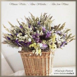 Džiovintų augalų kompozicija (violetinė)