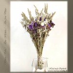 Džiovintų augalų kompozicija (violetinė)