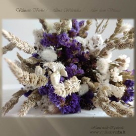 Džiovintų augalų kompozicija (violetinė)