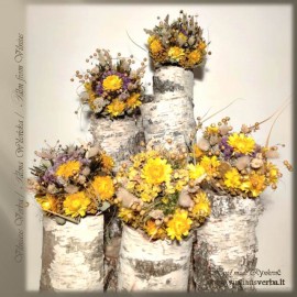 Džiovintų gėlių puokštė (gintarinė)