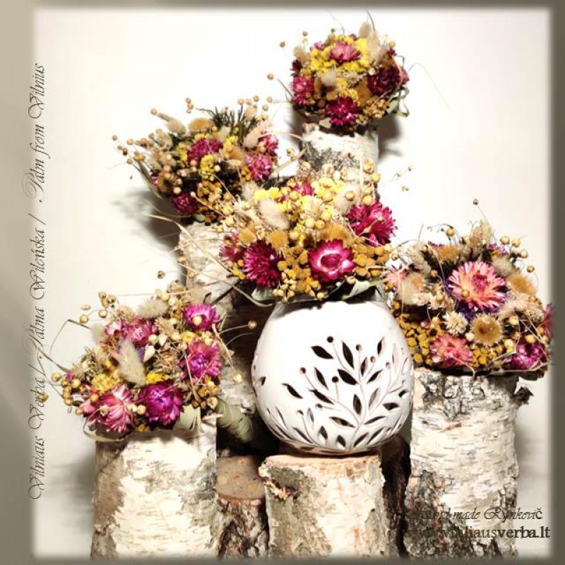 Džiovintų gėlių puokštė (rausva, tamsiai rausva)