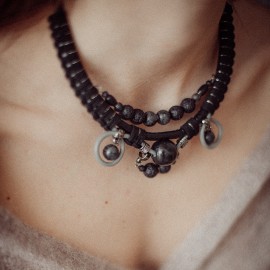 Kaklo papuošalas moterims