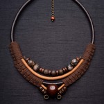 Kaklo papuošalas moterims