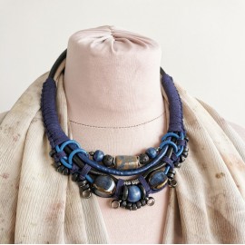 Kaklo papuošalas moterims