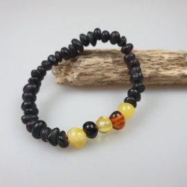 Juoda apyrankė vaikiška gintarinė apyrankė 