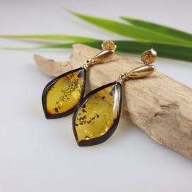 Auskarai žalio gintaro lašeliai