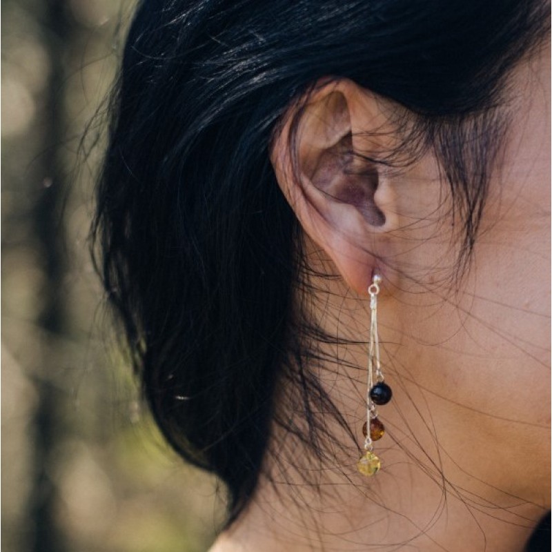 Auskarai  "Apvalučiai". Ilgi gintariniai auskarai. 