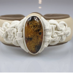 Apyrankė baltos odos. Gintarinė apyrankė